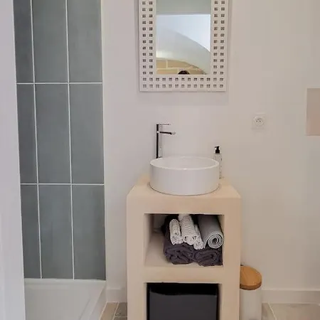 Spacieux De Caractere Appartement