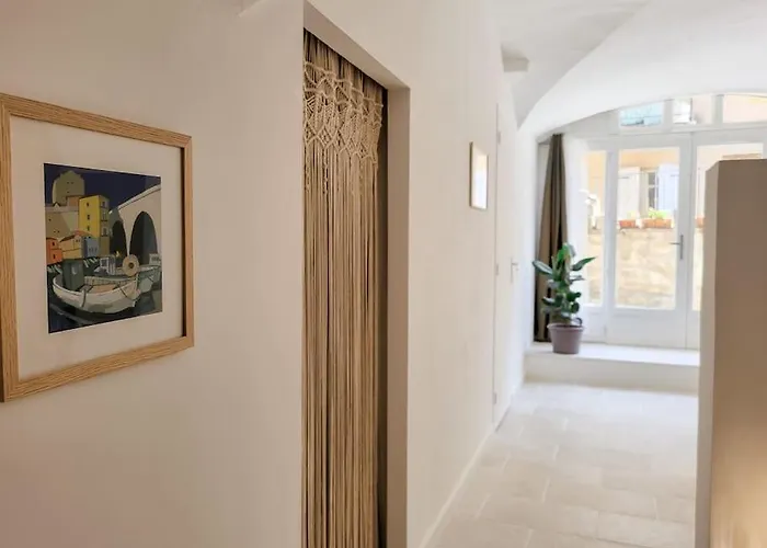 Apartmán Spacieux De Caractere Montaren-et-Saint-Médiers